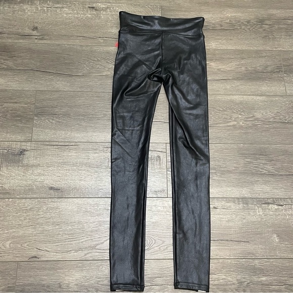 Spanx Faux Leather White Side Stripe Leggings Size XS NEW. - Picture 3 of 11